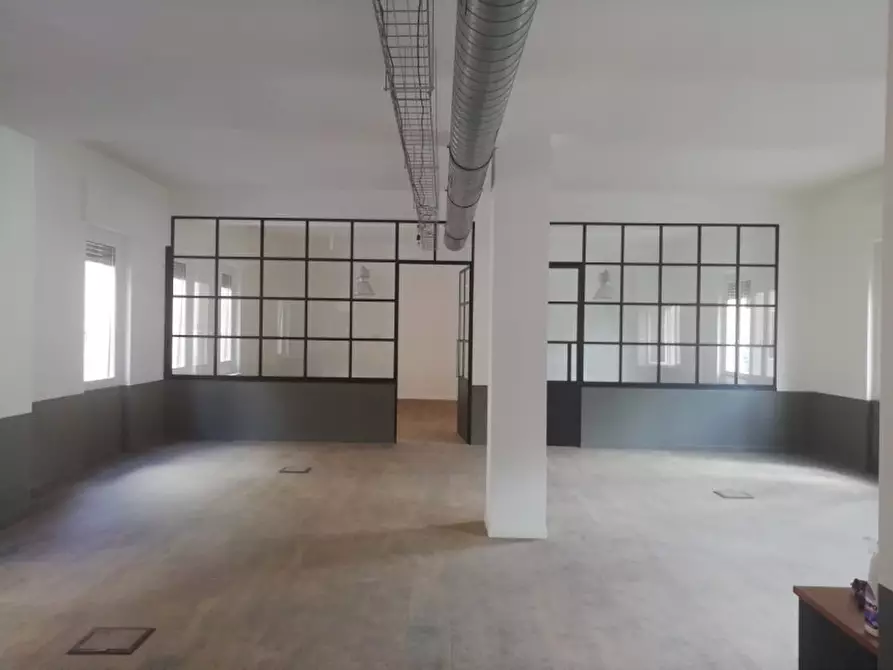 Immagine 3 di Ufficio in affitto  in Via Giovanni da Castel Bolognese a Roma