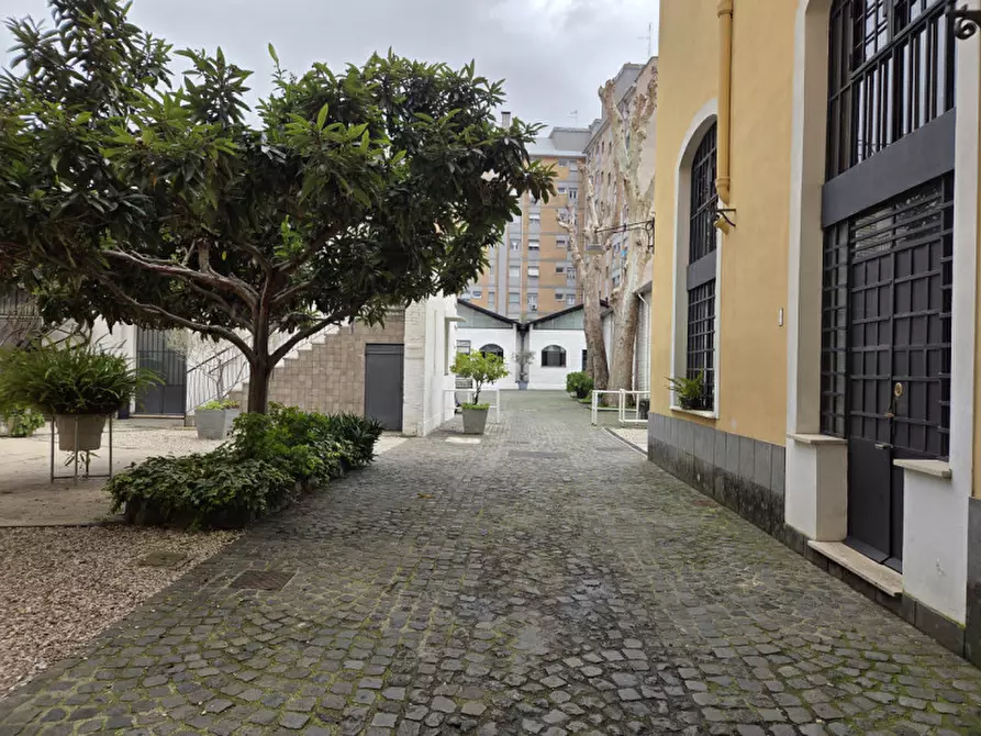 Immagine 19 di Ufficio in affitto  in Via Giovanni da Castel Bolognese a Roma
