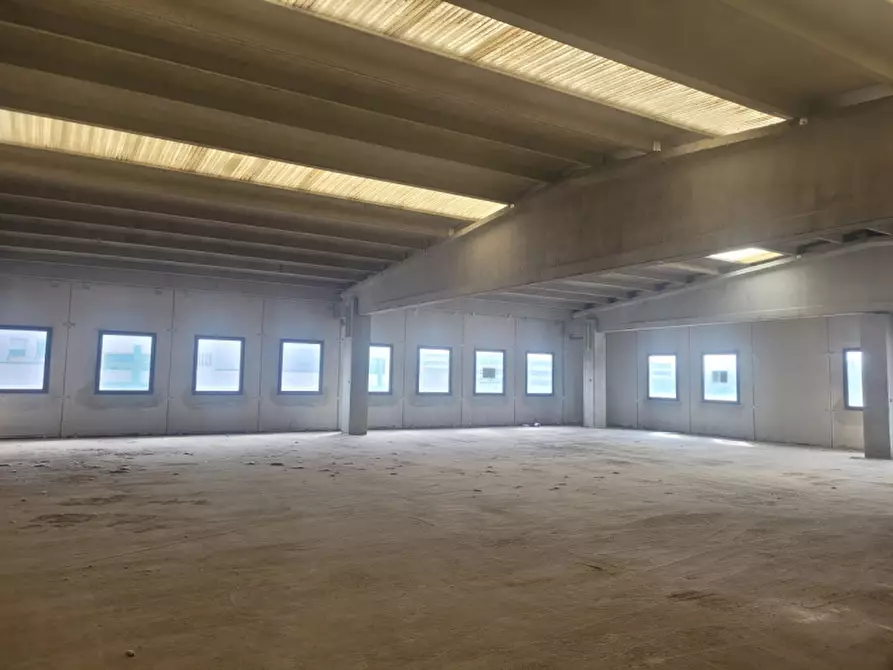 Immagine 4 di Ufficio in vendita  a Maranello