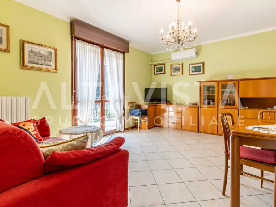 Immagine 5 di Appartamento in vendita  in Via Salvo D'Acquisto a Botticino