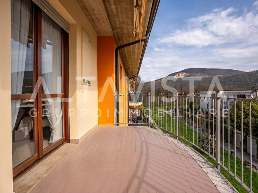 Immagine 7 di Appartamento in vendita  in Via Salvo D'Acquisto a Botticino