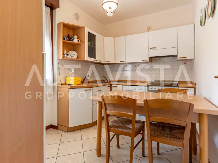 Immagine 10 di Appartamento in vendita  in Via Salvo D'Acquisto a Botticino