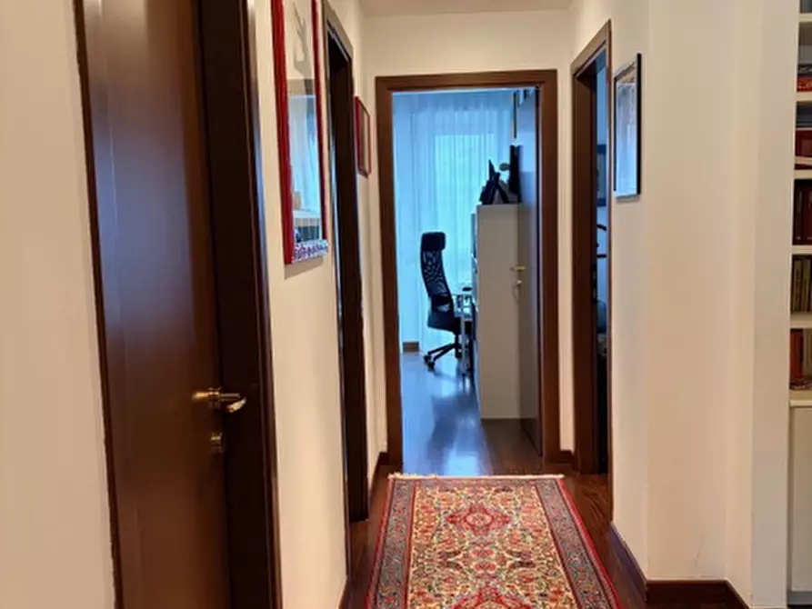 Immagine 28 di Appartamento in vendita  in Largo Europa a Padova