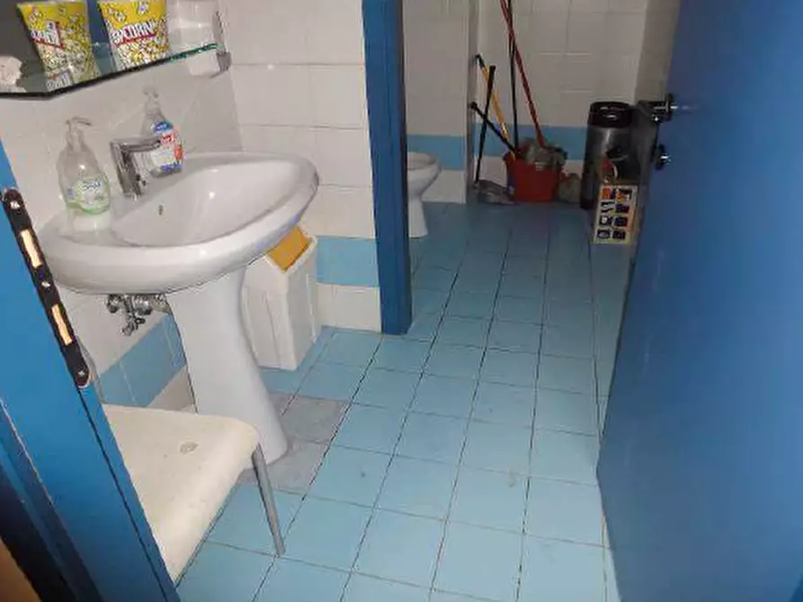 Immagine 7 di Negozio in vendita  in Via Venezia, 85 a Vigonza