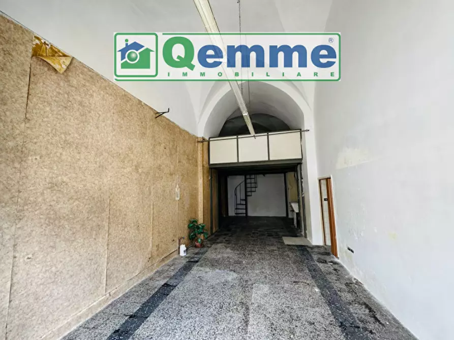Immagine 3 di Negozio in vendita  in Via Dante Alighieri a San Cesario Di Lecce
