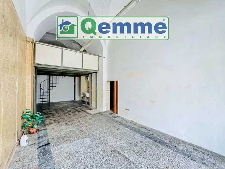 Immagine 6 di Negozio in vendita  in Via Dante Alighieri a San Cesario Di Lecce