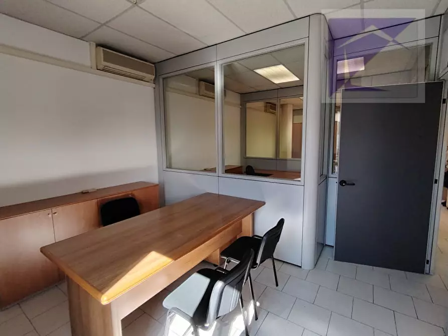 Immagine 3 di Ufficio in vendita  a Massanzago