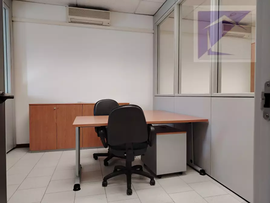 Immagine 4 di Ufficio in vendita  a Massanzago