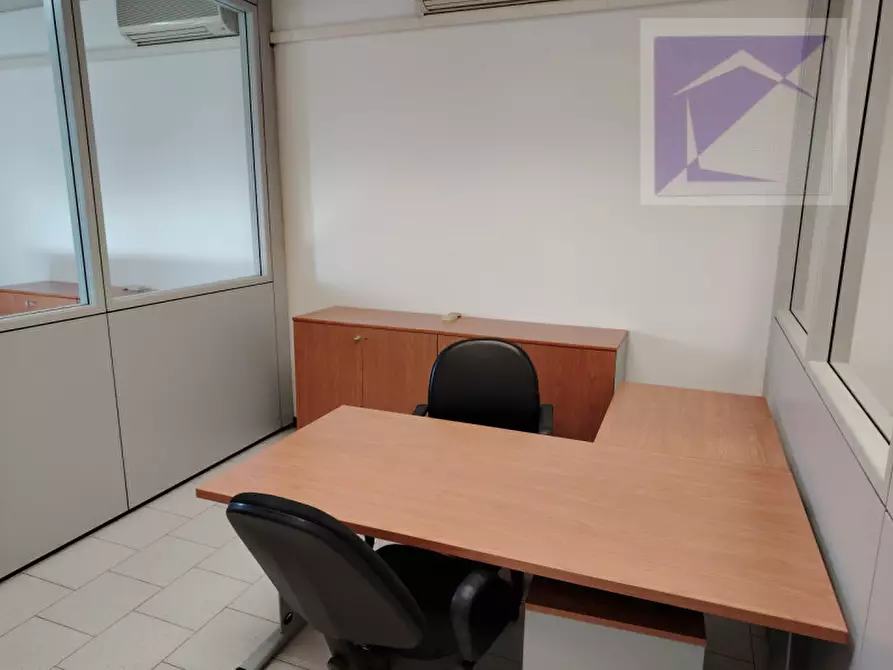 Immagine 5 di Ufficio in vendita  a Massanzago