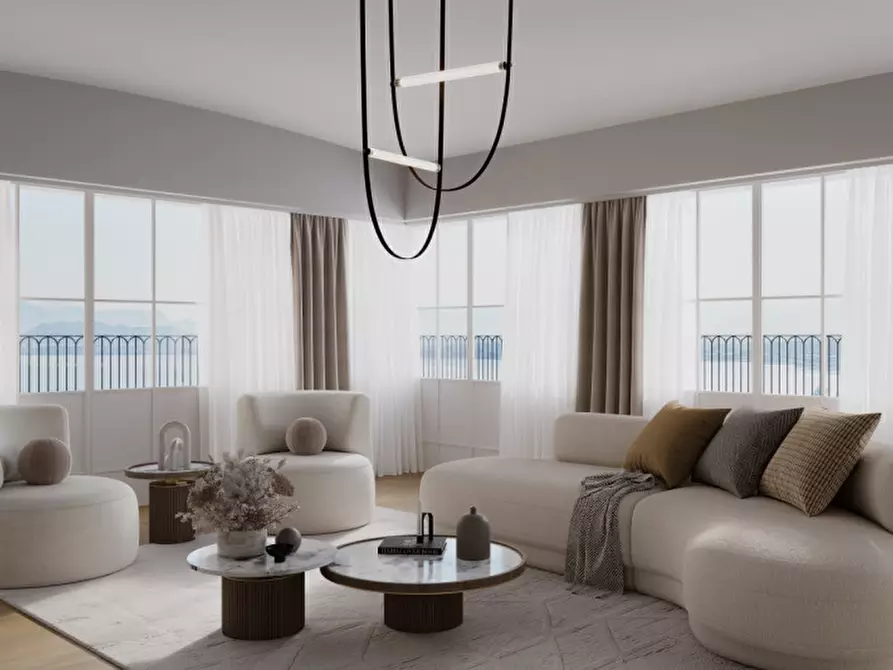 Immagine 4 di Appartamento in vendita  a Desenzano Del Garda