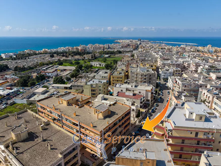 Immagine 1 di Appartamento in vendita  in Via Goldoni a Gallipoli