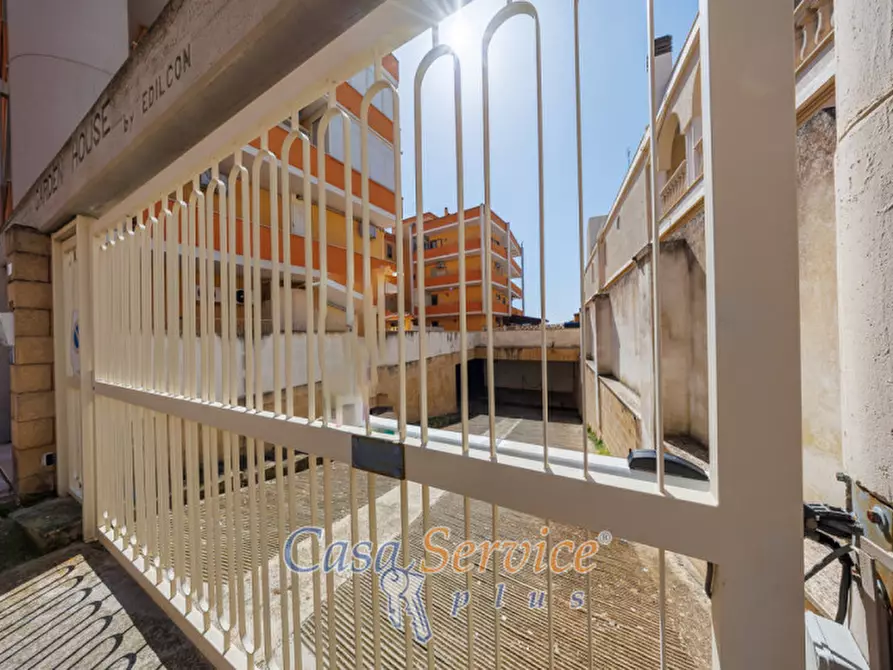 Immagine 35 di Appartamento in vendita  in Via Goldoni a Gallipoli