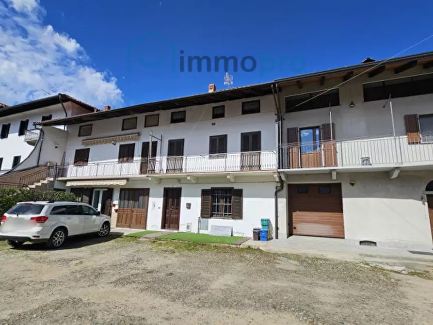 Immagine 2 di Casa indipendente in vendita  in Via Cesare Battisti, 13 a Favria
