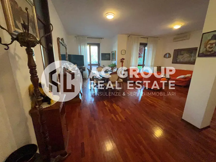 Immagine 8 di Appartamento in vendita  in Via Varese a Saronno