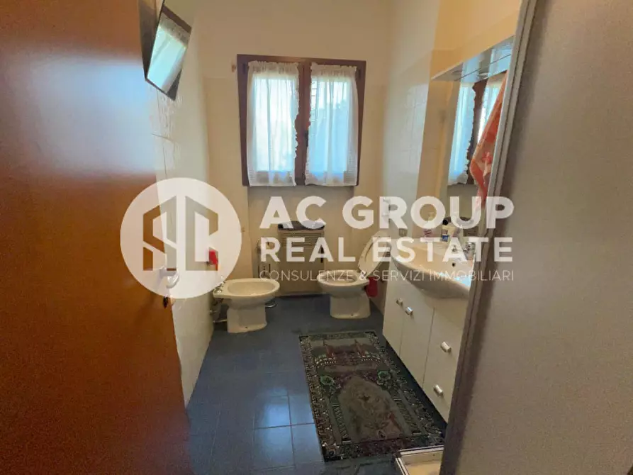 Immagine 13 di Appartamento in vendita  in Via Varese a Saronno