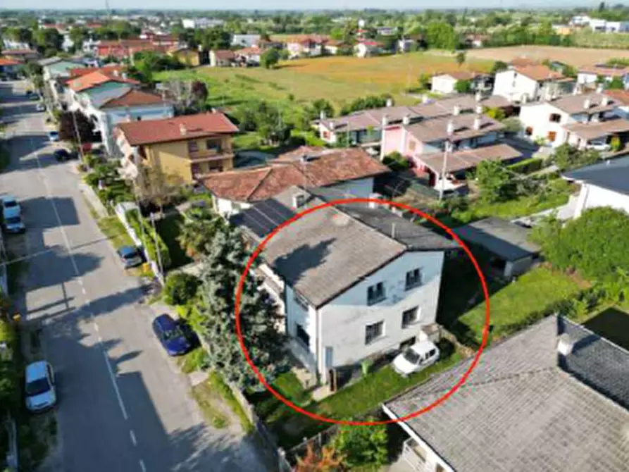 Immagine 2 di Casa bifamiliare in vendita  in Via Lombardia, 25 a Porcia