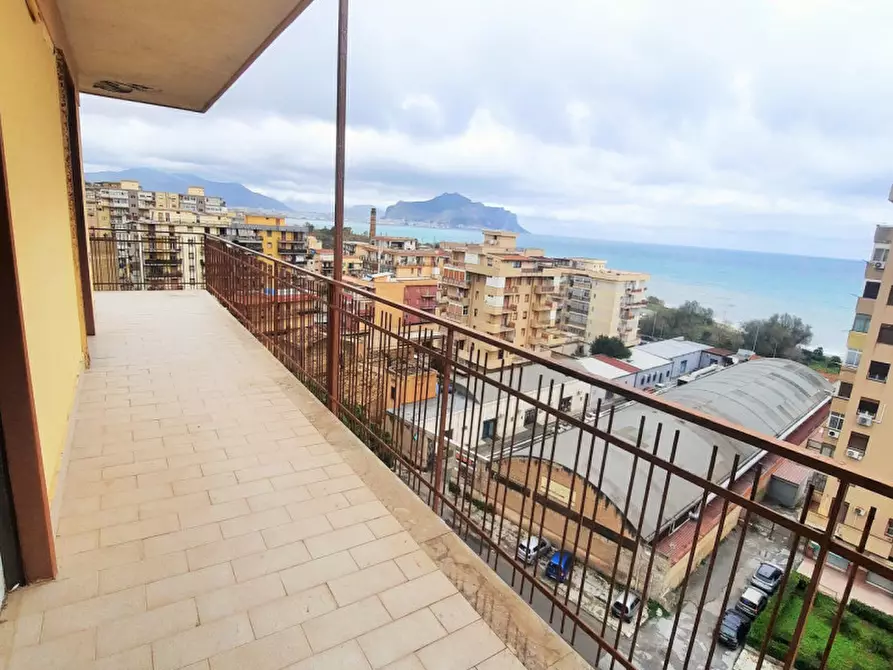 Immagine 1 di Appartamento in vendita  in Via Sperone a Palermo