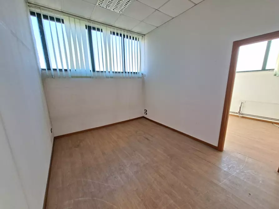 Immagine 6 di Capannone industriale in vendita  in via Leonardo da Vinci a Este