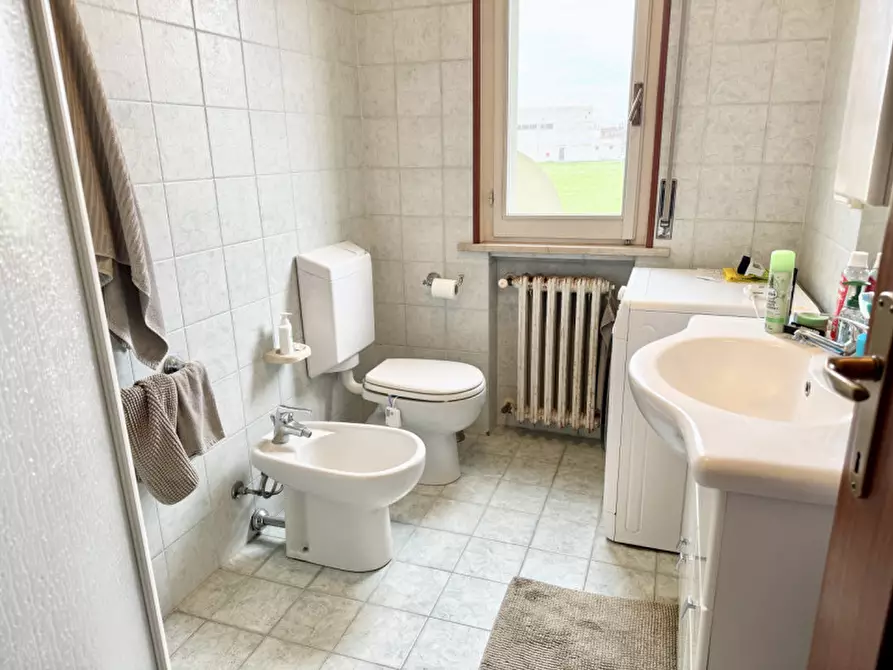 Immagine 19 di Appartamento in vendita  in via fosse ardeatine 13 a San Secondo Parmense