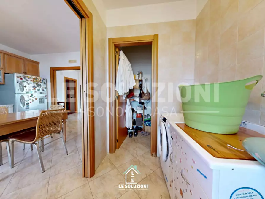 Immagine 9 di Appartamento in vendita  in Via Conversano a Castellana Grotte