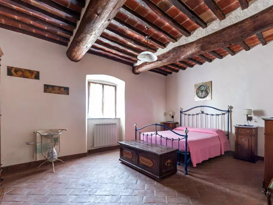 Immagine 4 di Casa indipendente in vendita  in Via Cappuccini, 5 a Passignano Sul Trasimeno