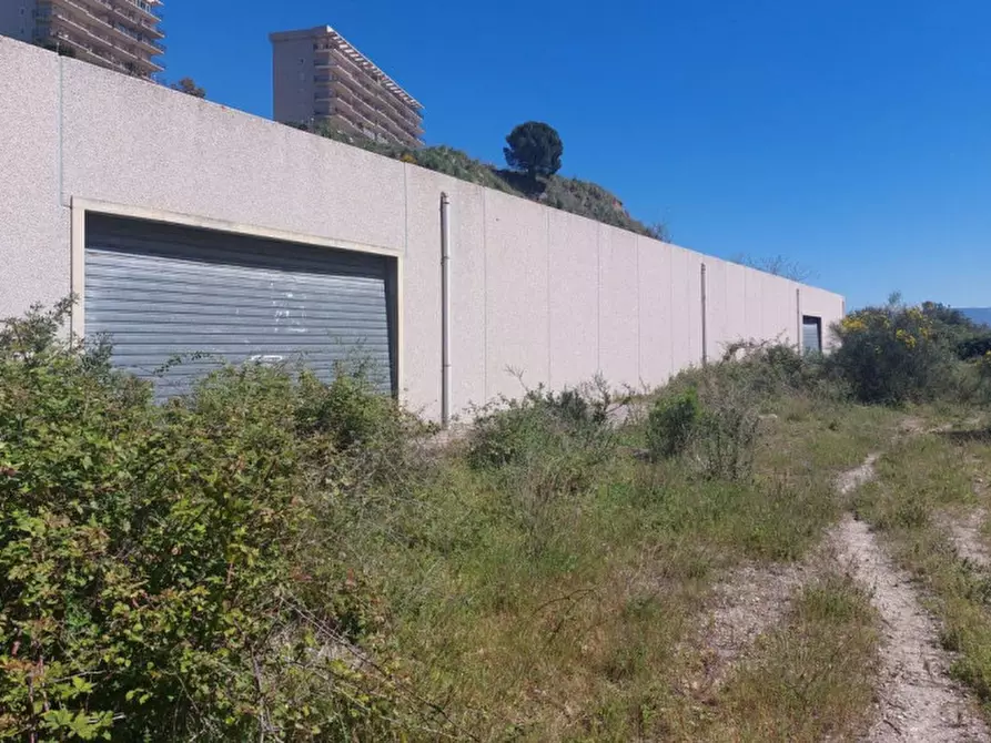 Immagine 1 di Capannone industriale in vendita  in Via Torrente Trapani, Messina ME, Italia a Messina