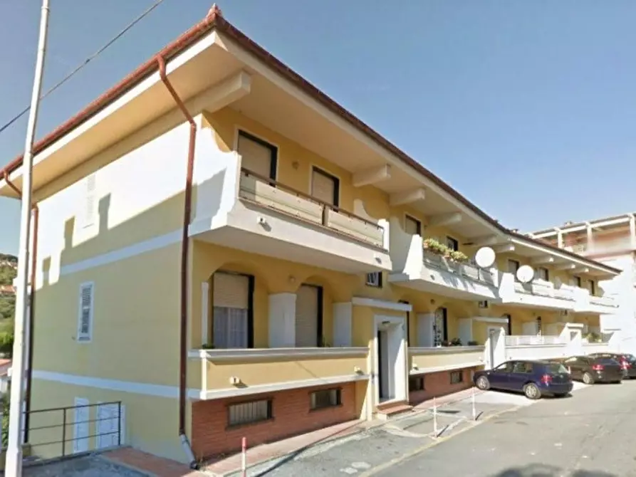 Immagine 1 di Appartamento in vendita  in Via Pietrabruna, 53, 18017 San Lorenzo al Mare IM, Italia a San Lorenzo Al Mare