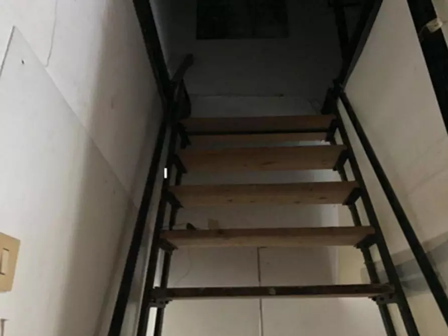 Immagine 4 di Magazzino in vendita  in Via Giuseppe Garibaldi, 61, 90133 Palermo PA, Italia a Palermo