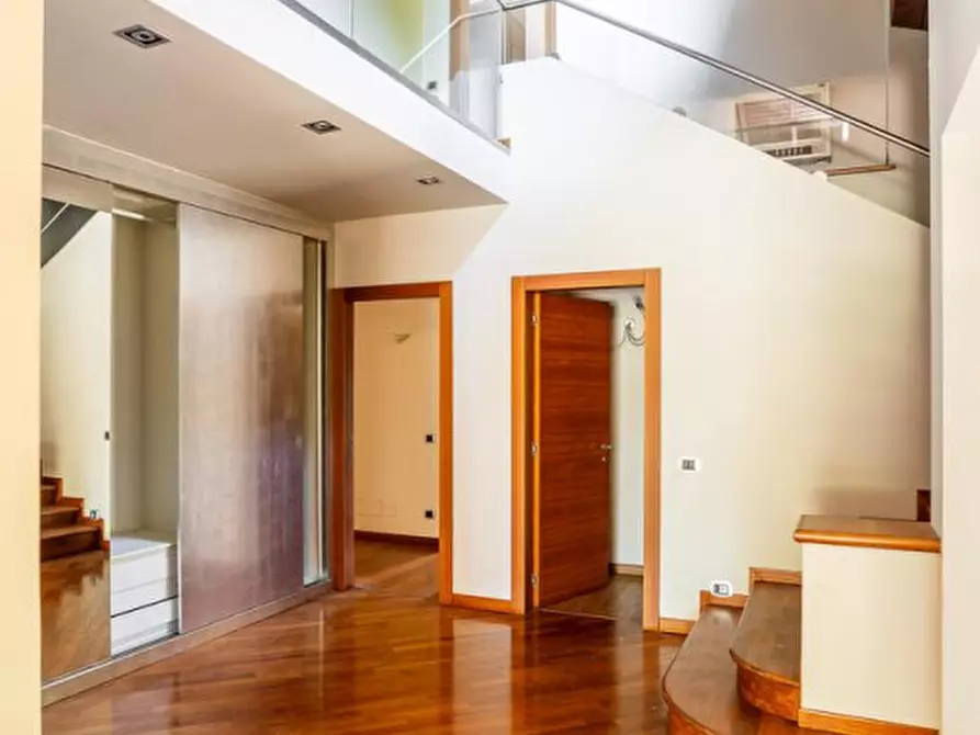 Immagine 3 di Villa in vendita  in Via Enrico Fermi, 20, 22070 Limido Comasco CO, Italia a Limido Comasco