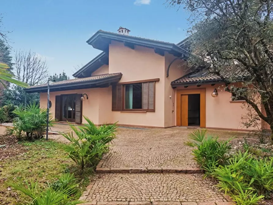 Immagine 9 di Villa in vendita  in Via Enrico Fermi, 20, 22070 Limido Comasco CO, Italia a Limido Comasco
