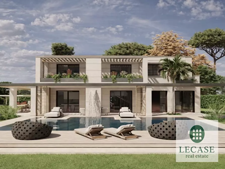 Immagine 2 di Villa in vendita  in Via Giuseppe Viner a Forte Dei Marmi