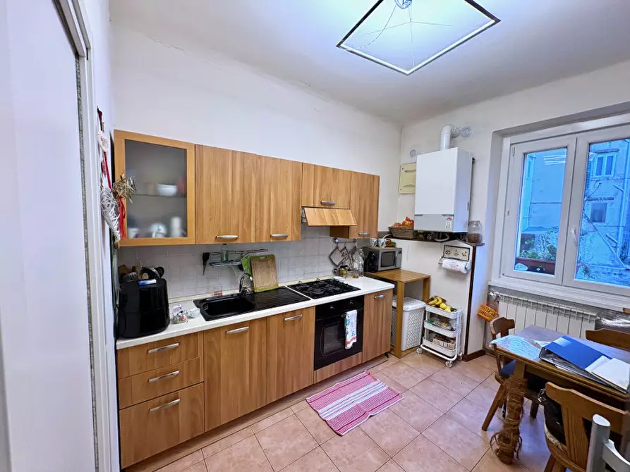 Immagine 10 di Appartamento in vendita  in Via San Servolo, 5 a Trieste