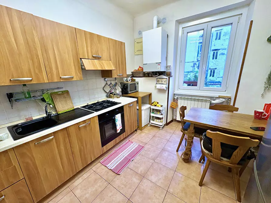 Immagine 11 di Appartamento in vendita  in Via San Servolo, 5 a Trieste