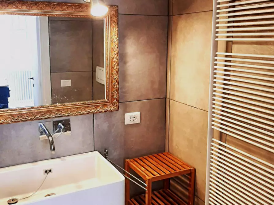 Immagine 2 di Palazzo in vendita  in san polo a Venezia