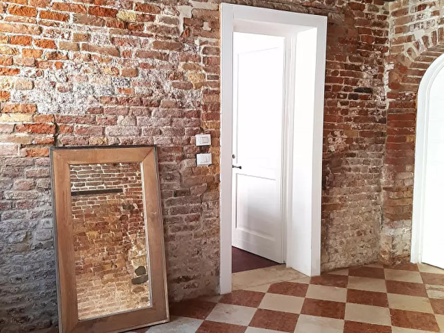 Immagine 3 di Palazzo in vendita  in san polo a Venezia