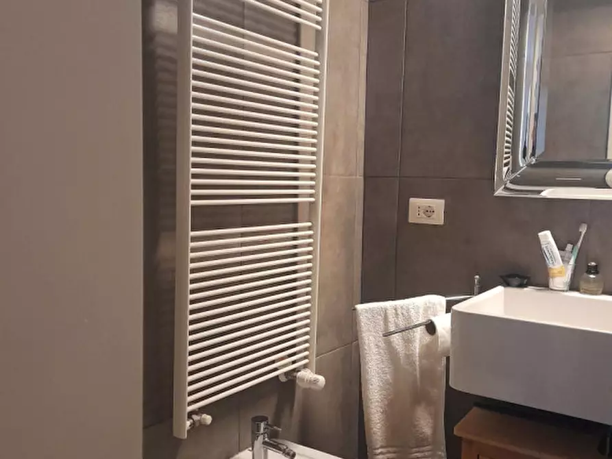 Immagine 6 di Palazzo in vendita  in san polo a Venezia