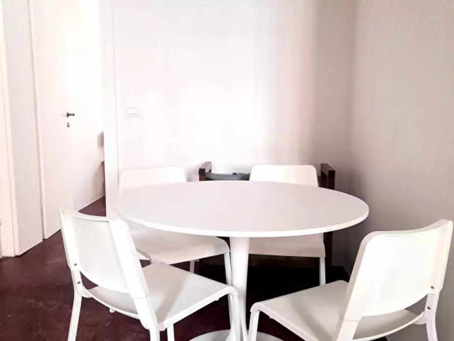 Immagine 12 di Palazzo in vendita  in san polo a Venezia