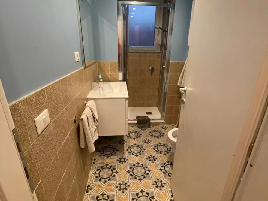 Immagine 7 di Camera in affitto  in Via Di San Quintino a Roma