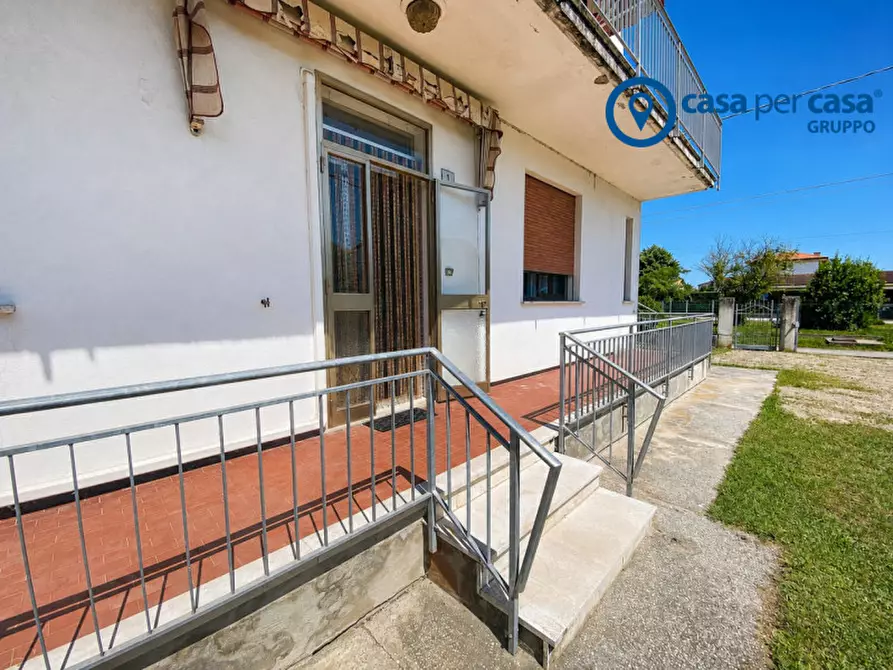 Immagine 22 di Appartamento in vendita  in Via Giulio Pastore a Porto Tolle