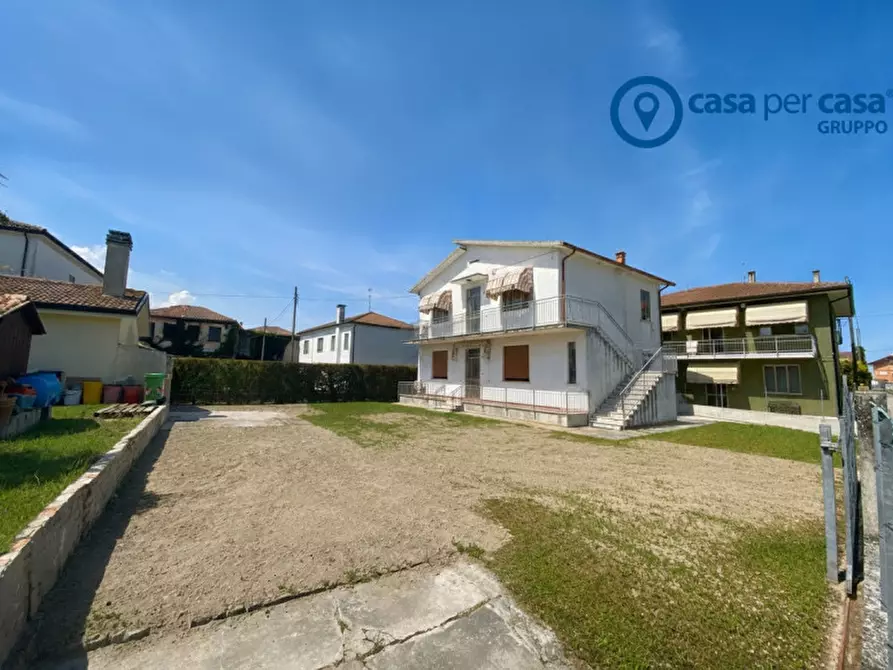Immagine 29 di Appartamento in vendita  in Via Giulio Pastore a Porto Tolle