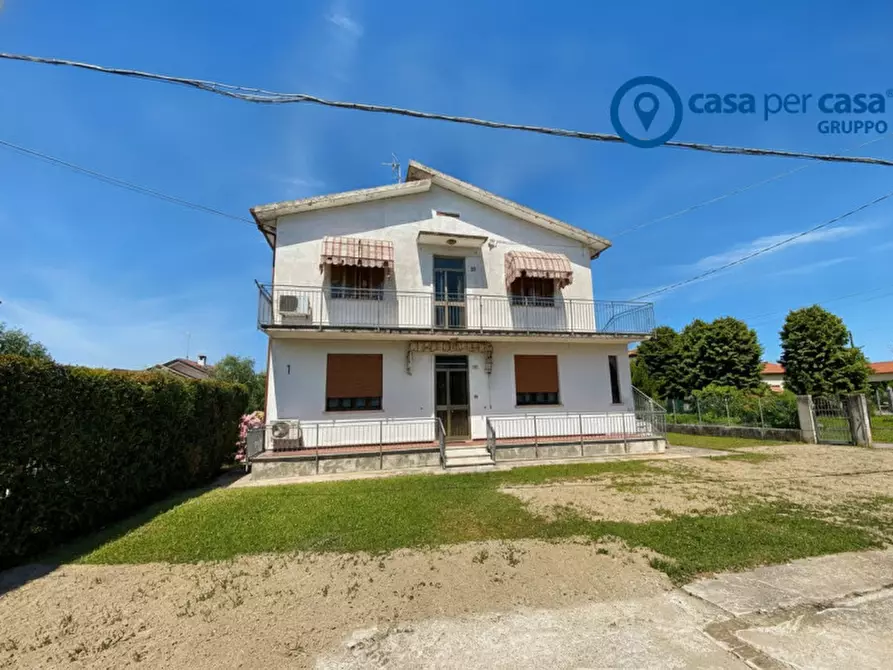 Immagine 31 di Appartamento in vendita  in Via Giulio Pastore a Porto Tolle