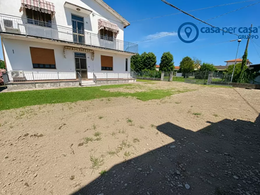 Immagine 32 di Appartamento in vendita  in Via Giulio Pastore a Porto Tolle