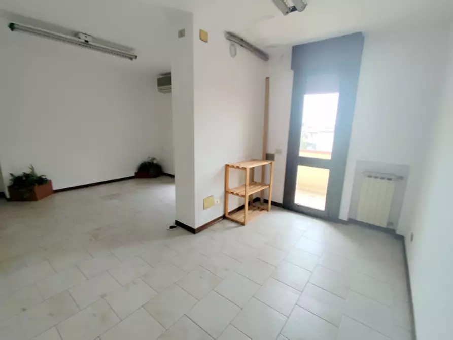 Immagine 5 di Appartamento in vendita  in VIA RICHARD WAGNER a Ponte San Nicolò