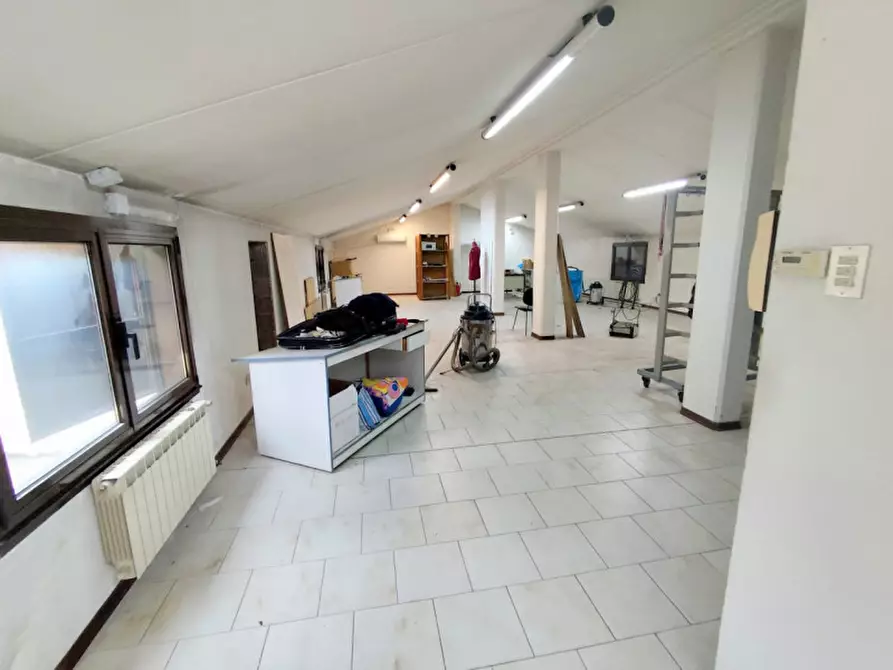 Immagine 12 di Appartamento in vendita  in VIA RICHARD WAGNER a Ponte San Nicolò