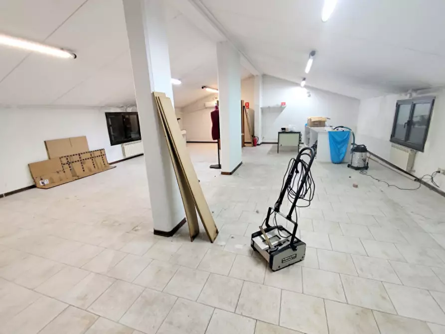 Immagine 25 di Appartamento in vendita  in VIA RICHARD WAGNER a Ponte San Nicolò