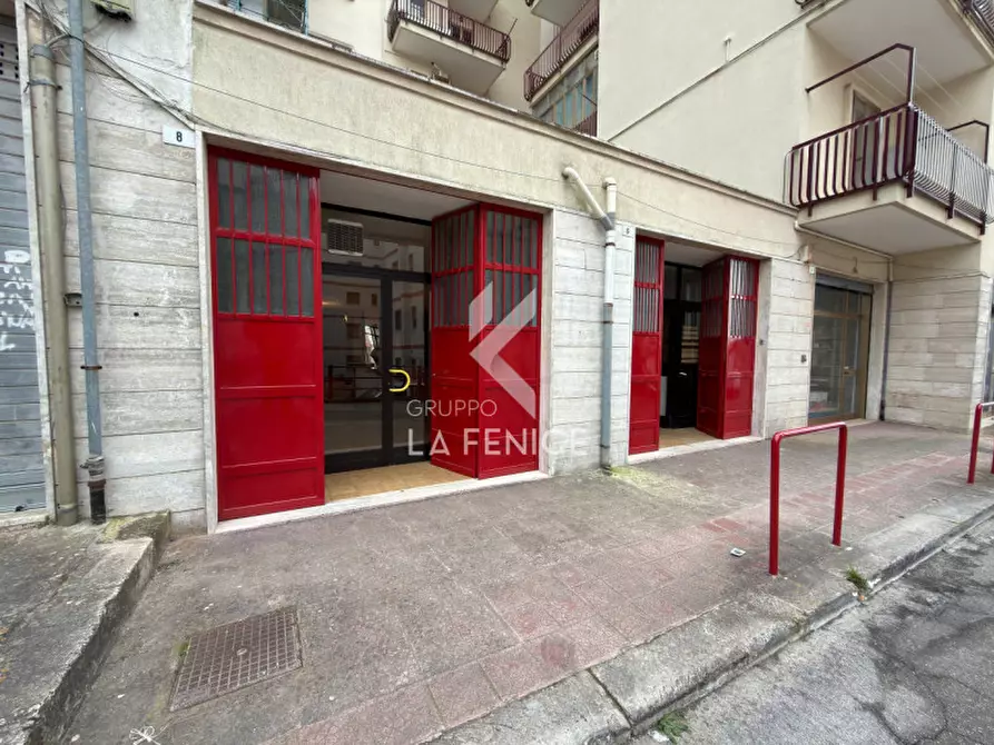 Immagine 3 di Attività commerciale in vendita  in Via Giovanni Giolitti 6 a Martina Franca