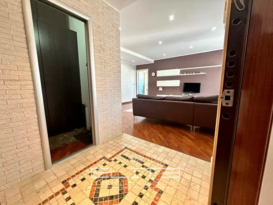 Immagine 1 di Appartamento in vendita  in Via Mario Torresi a Ancona