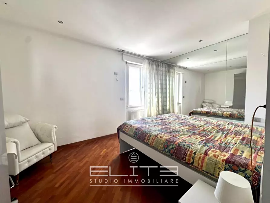 Immagine 7 di Appartamento in vendita  in Via Mario Torresi a Ancona