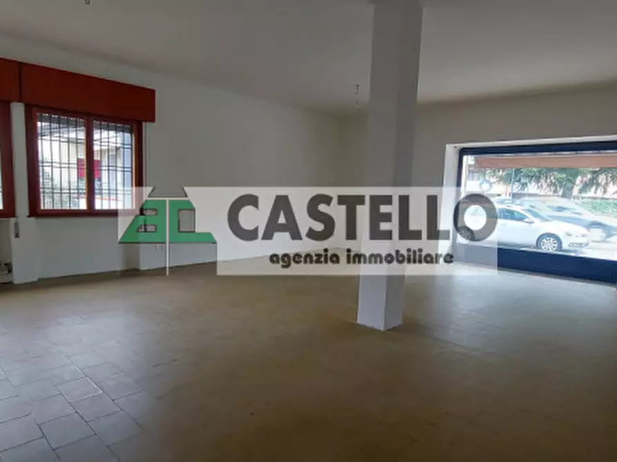 Immagine 14 di Negozio in vendita  in Via Antonio Gramsci 2 a Cadoneghe