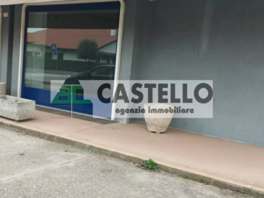 Immagine 20 di Negozio in vendita  in Via Antonio Gramsci 2 a Cadoneghe
